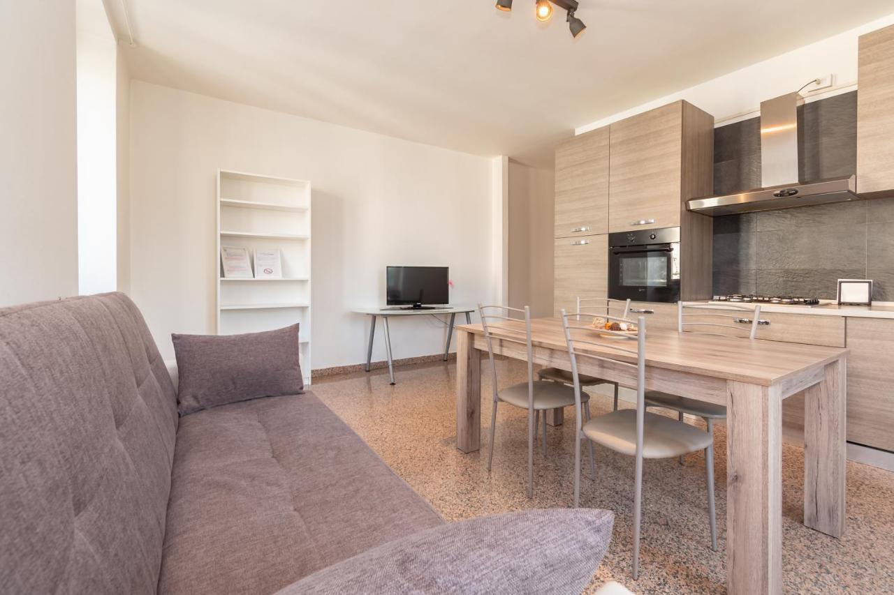 Appartamento Piazza Garibaldi - F&L Apartment Brescia megye Kültér fotó