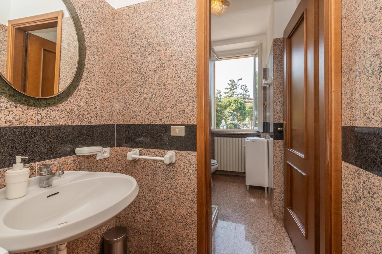 Appartamento Piazza Garibaldi - F&L Apartment Brescia megye Kültér fotó